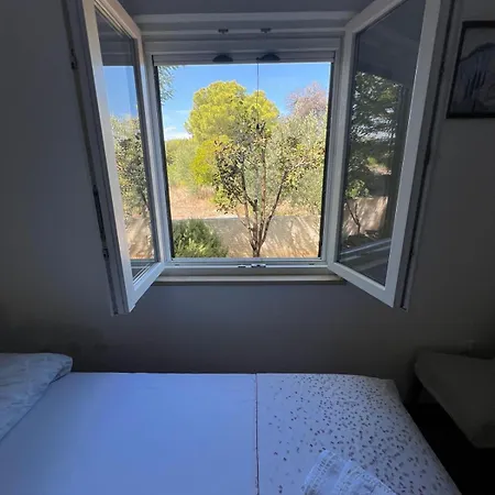 Prázdninový dům House Ose Mirce