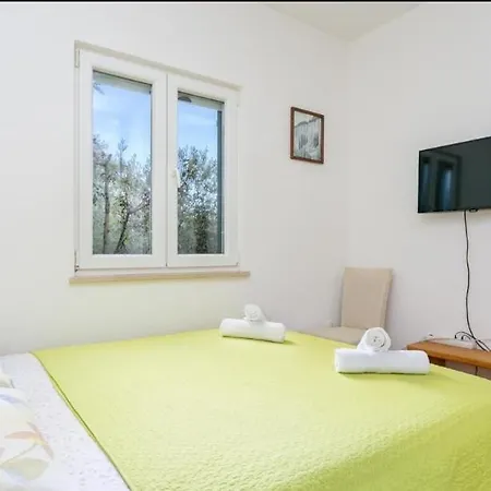 Prázdninový dům House Ose