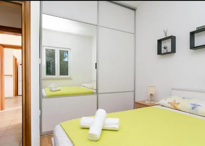 Nyaraló House Ose Mirce